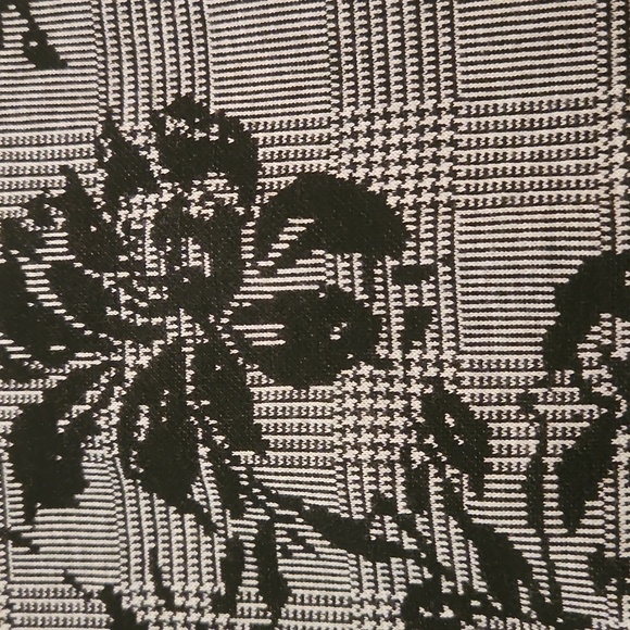 Girls Size 7 8 CHILDRENS PLACE Dress Long Sleeve Black Floral Plaid CASUAL New - Picture 12 of 12